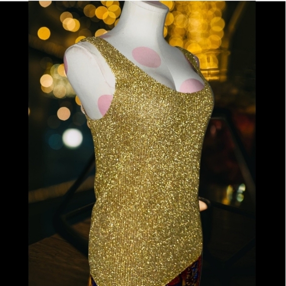 Express Gold Tank Top - Picture 2 of 6